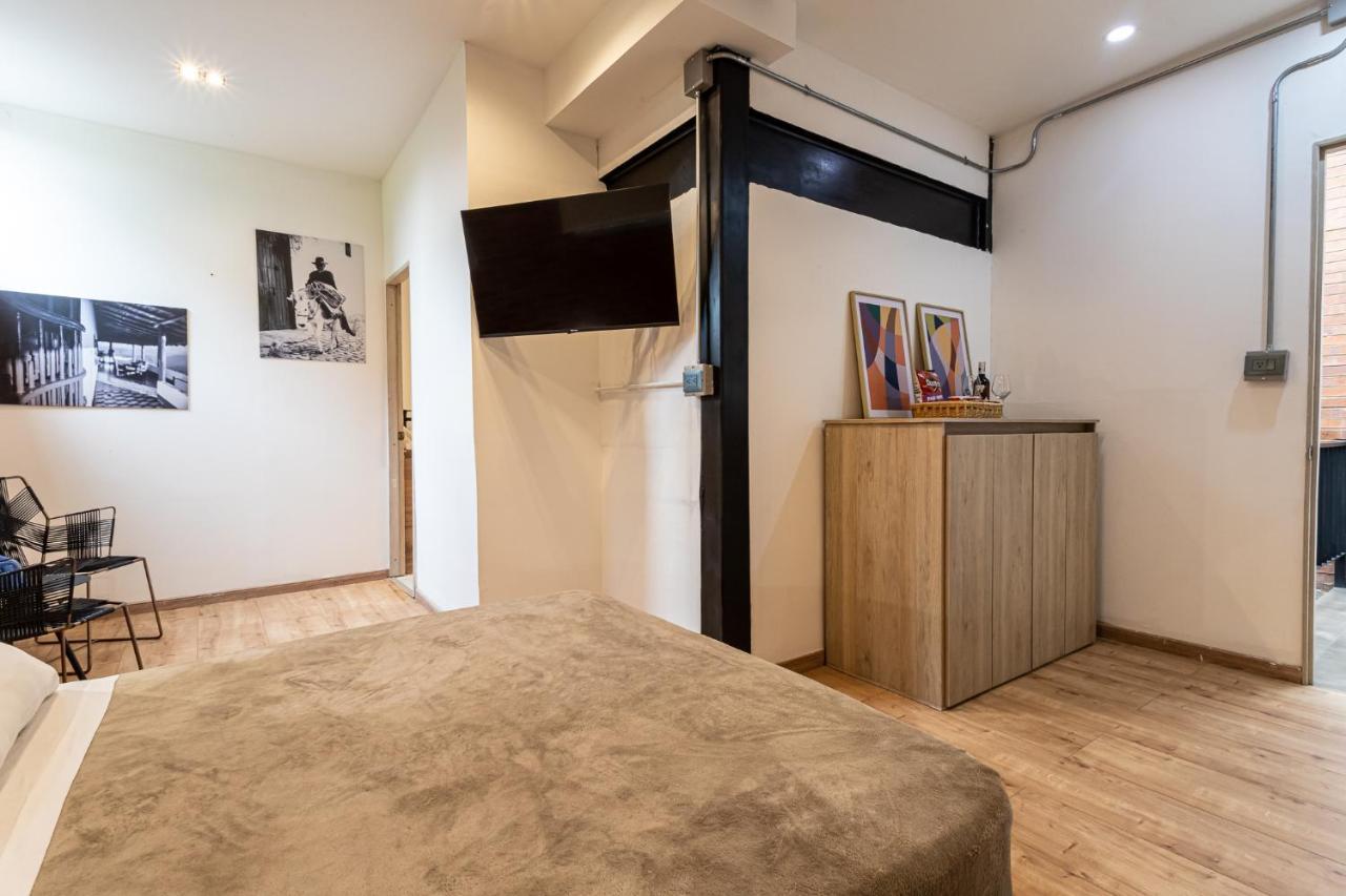 Aparthotel Soy Local Provenza Medellín Esterno foto